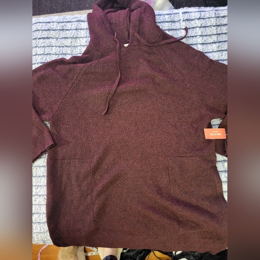 Nwt State of Day dark maroon tunic hooded‎ sweater medium
